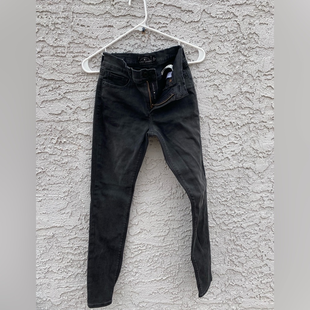 Black Lucky Brand women’s brooke jean size 2